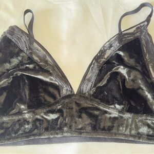 Soma Black Velvet Lace Bra